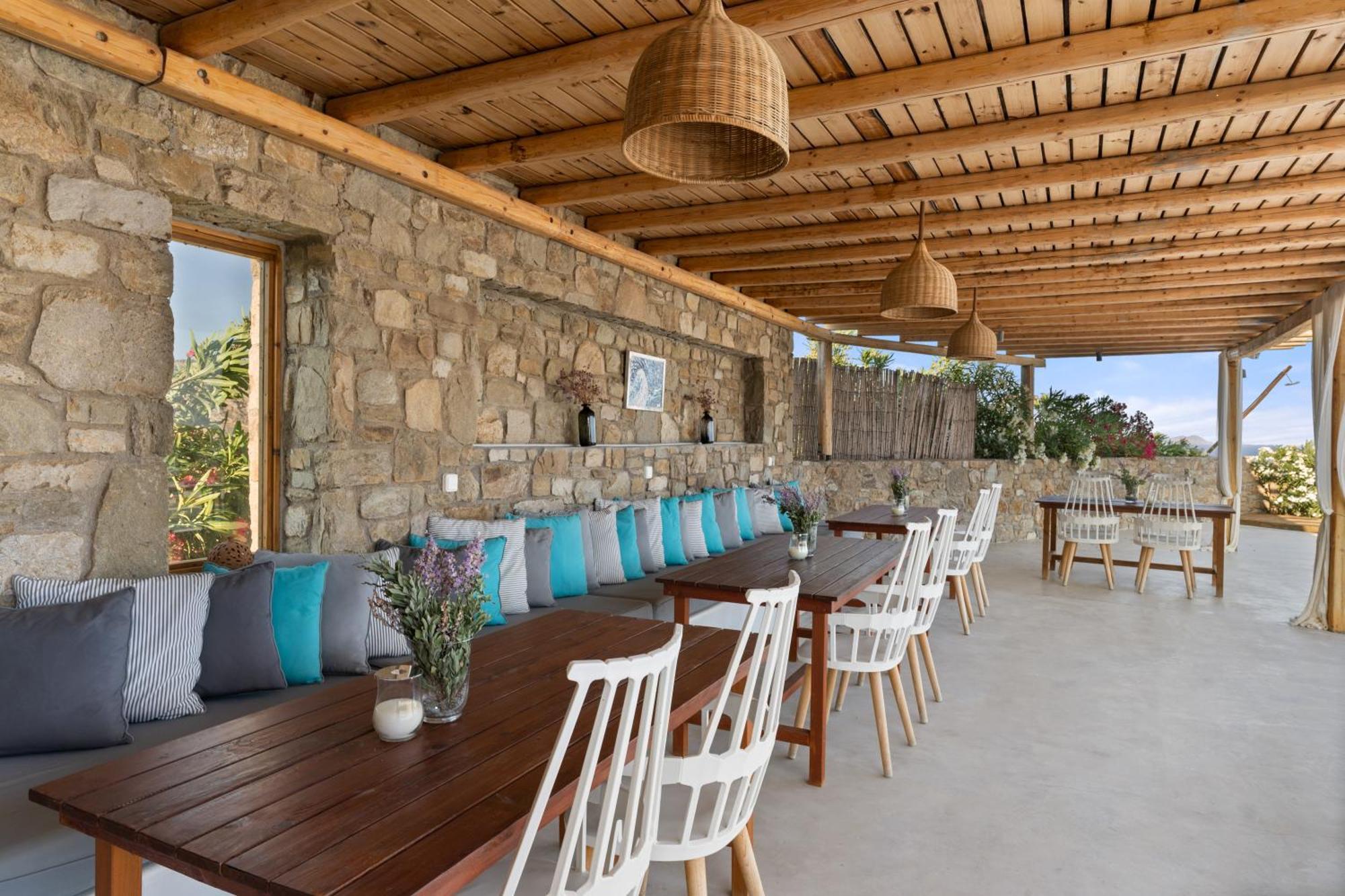 Hotel Myconian Crown