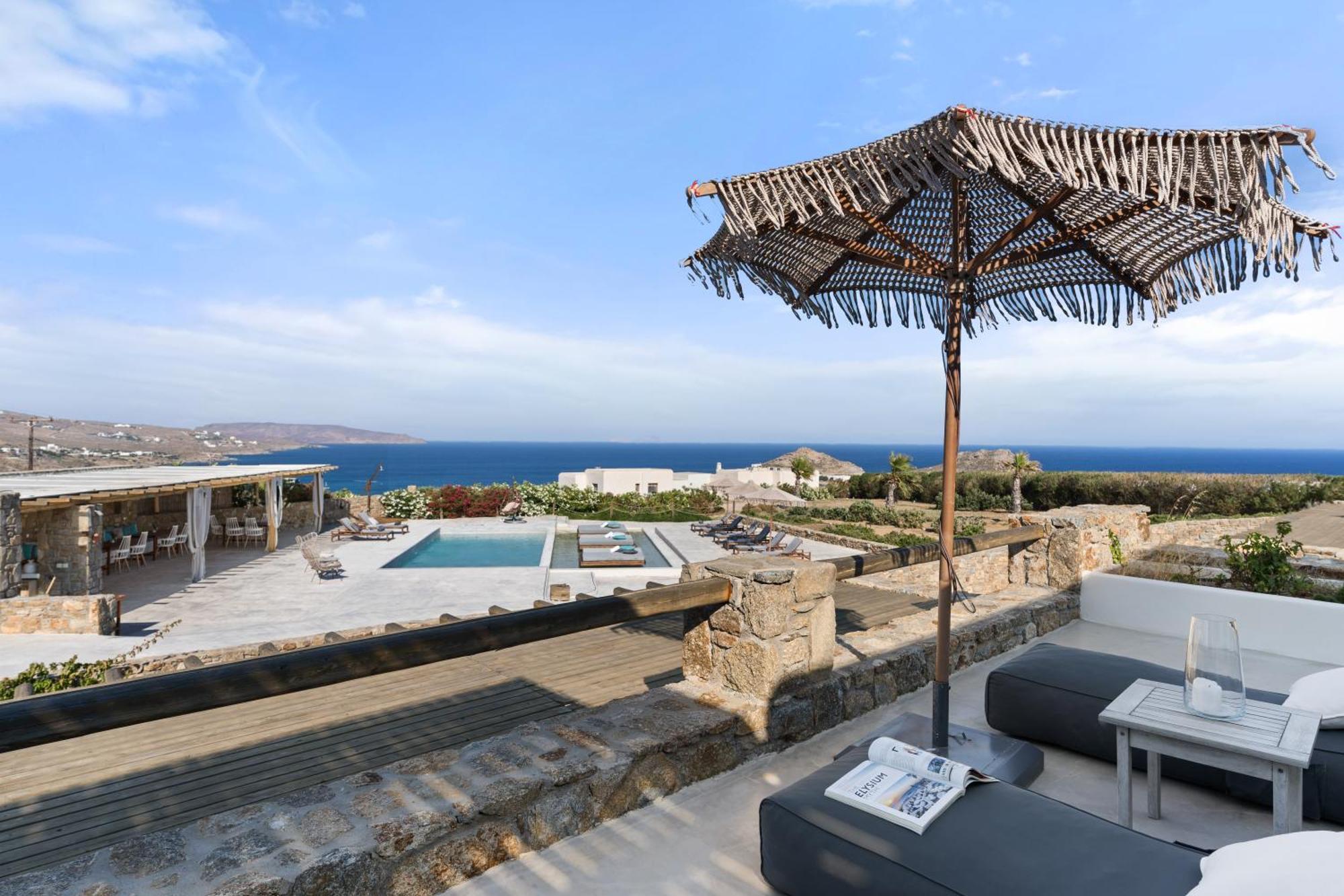 Myconian Crown Hotel 4*