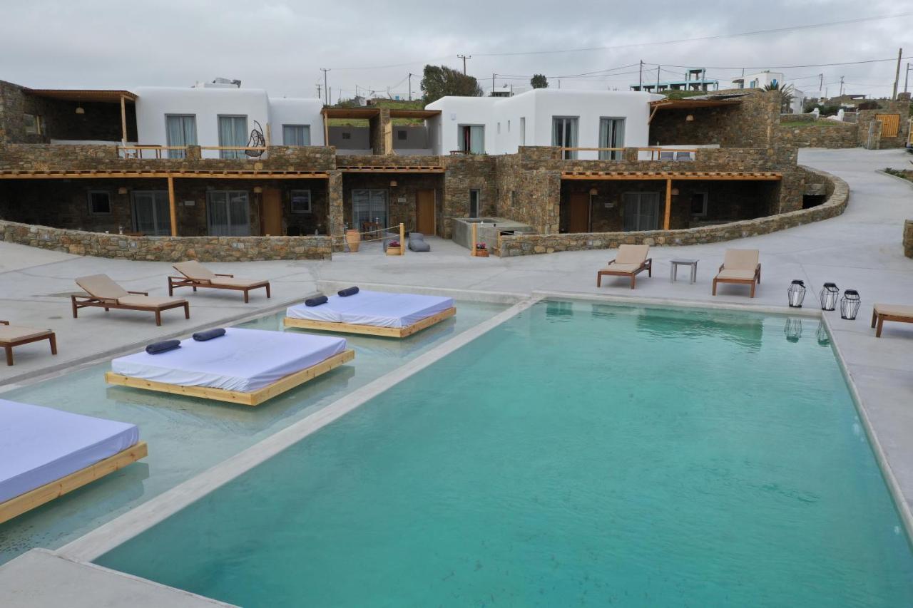 Myconian Crown Hotel